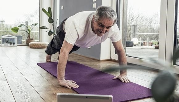 Man exercise to try and reverse diabetes